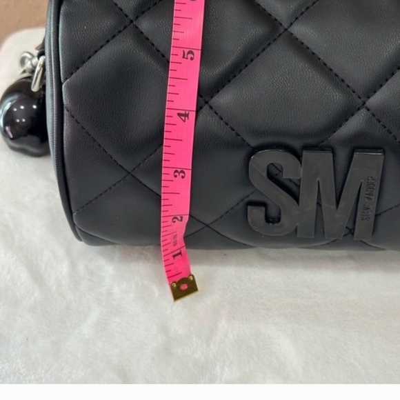 Steve Madden Black Quilted Crossbody Bag - Picture 8 of 9